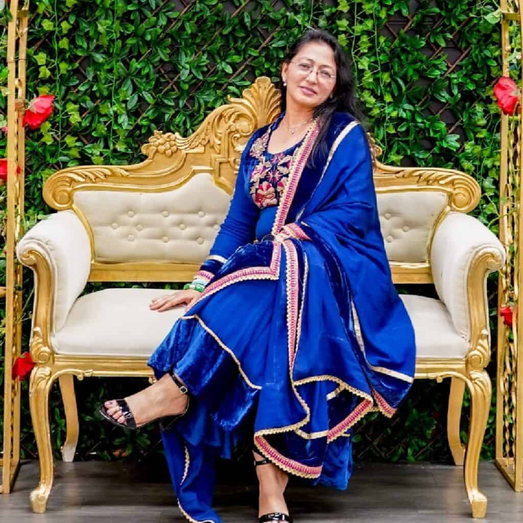 VedAcharya Dhanada Kulkarni​